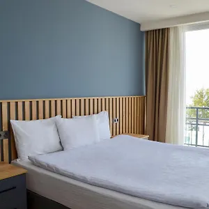 Loca Centre شقة
